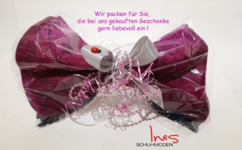 Ines-Schuhmoden-Einpackservice-3